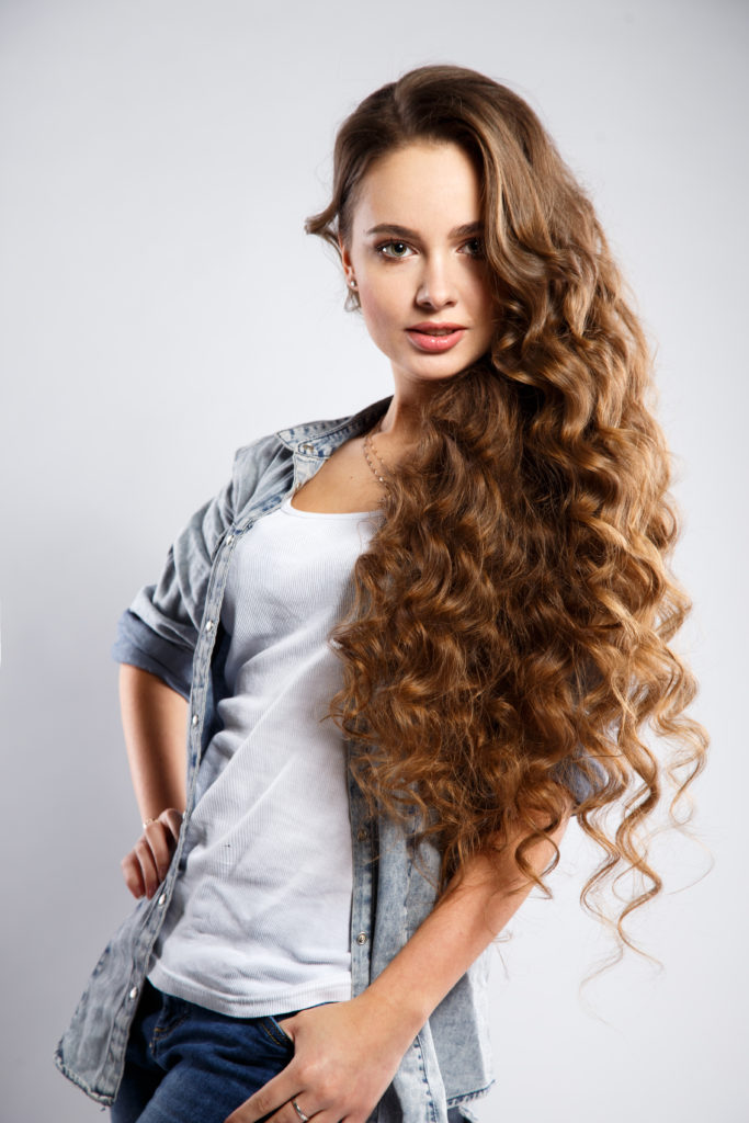 Past mid back length curly hairstyle. | Lance Lanza